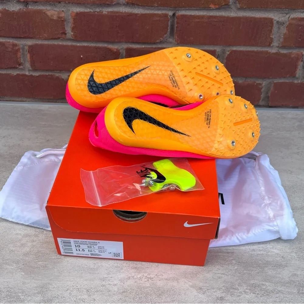 Nike Zoom Mamba 6 Hyper Pink &‎ Rose /Black Laser Orange men’s Track Shoes